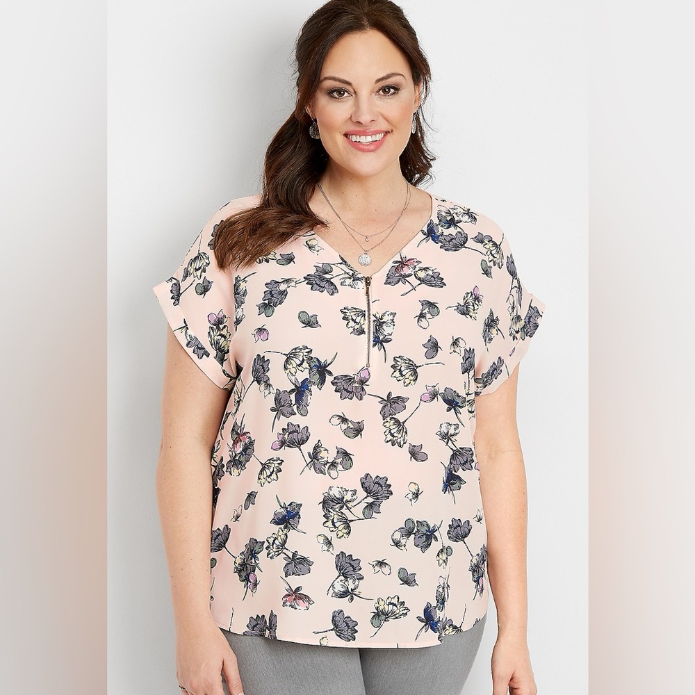 NWOT Maurices Light Pink Floral Blouse - S